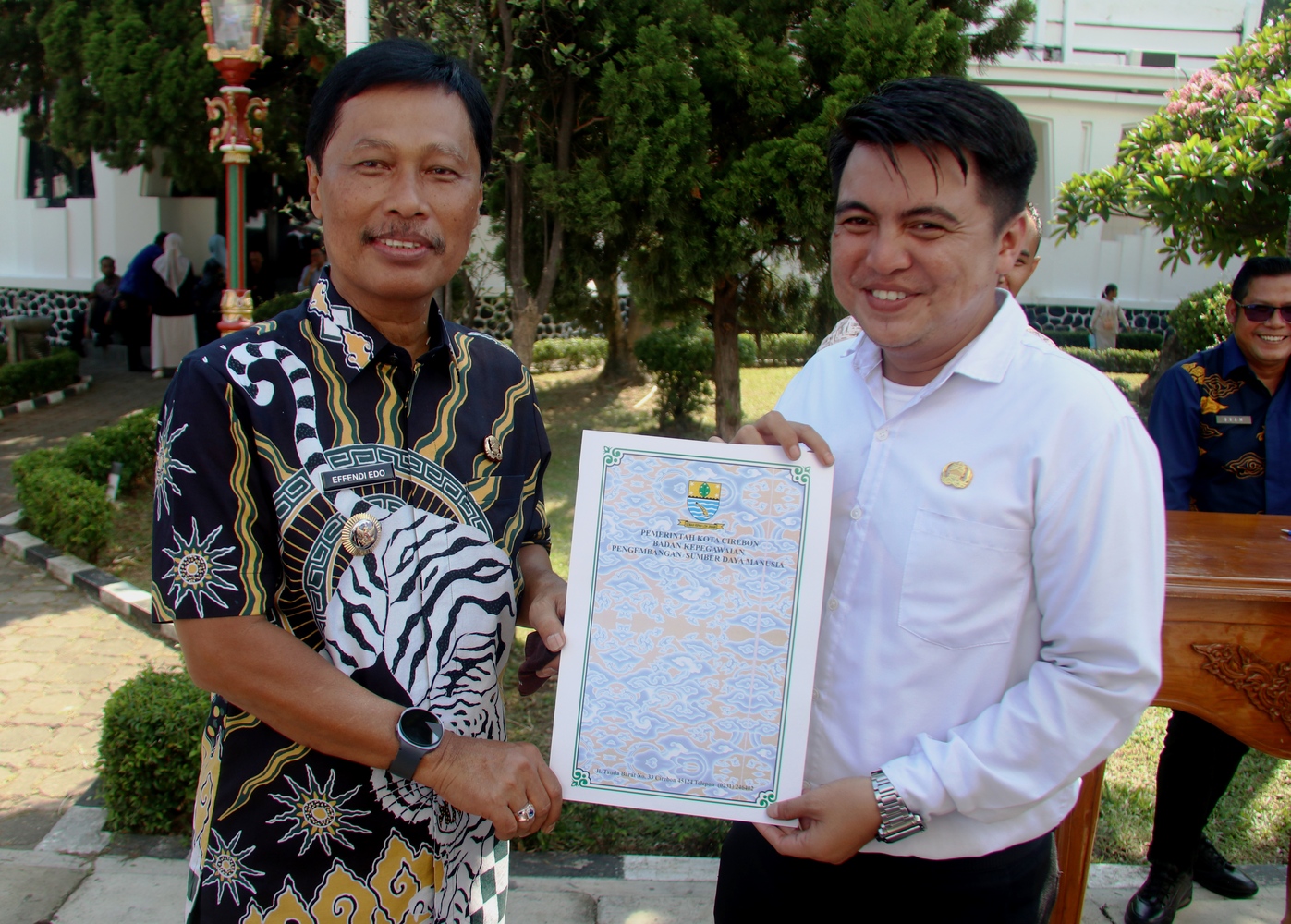 Wali Kota Serahkan Petikan SK PPPK Paruh Waktu 2025, Tegaskan Semangat Pengabdian dan Pelayanan Publik