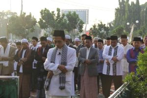 SHOLAT IED DI ALUN – ALUN KEJAKSAN KOTA CIREBON