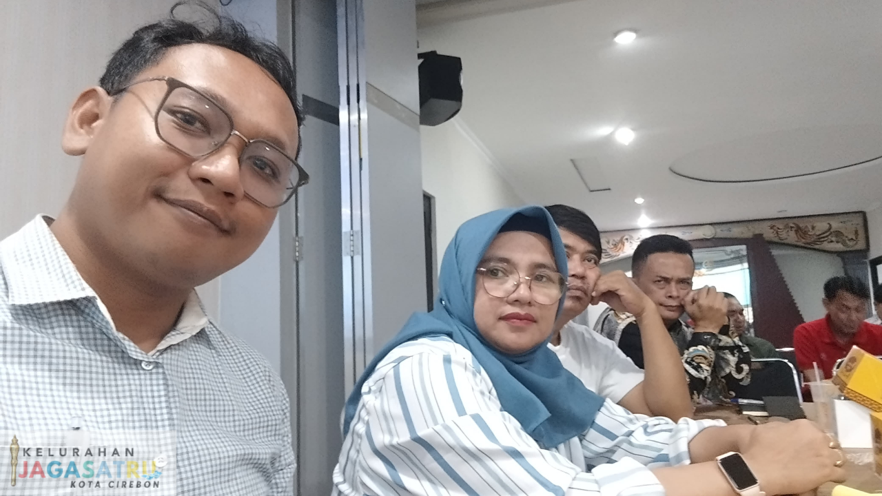 Kelurahan Jagasatru Hadiri Sosialisasi Lomba Tertib Pengelolaan Keuangan Desa di Kejaksaan Negeri Kota Cirebon