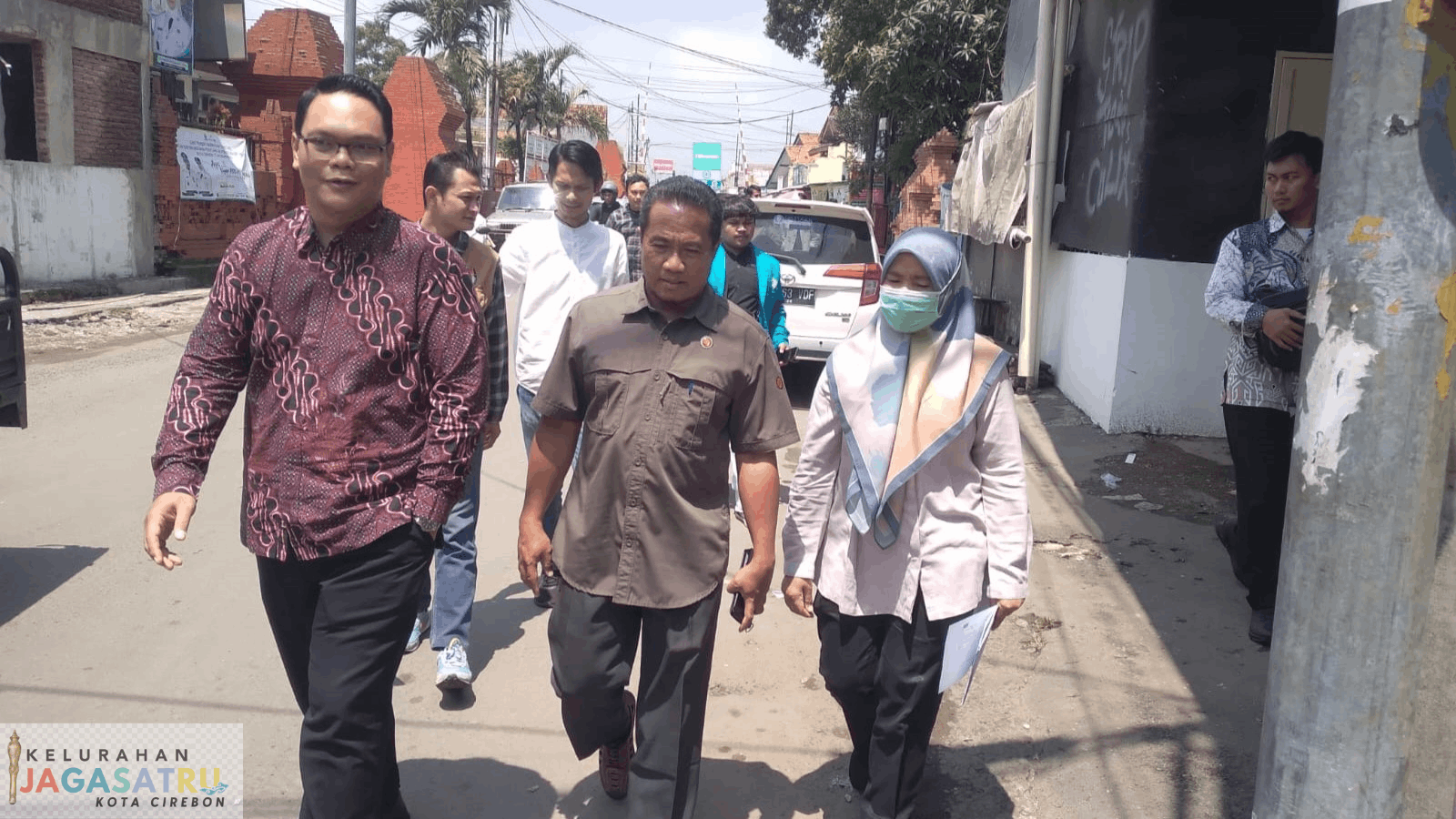 Peninjauan Lapangan KPU Kota Cirebon di Wilayah RT 03 RW 03 Jagasatru untuk Validasi Data Pemilih
