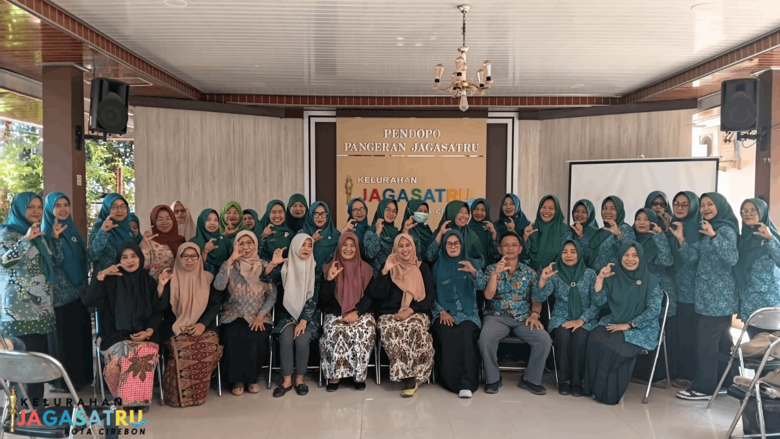 Monitoring dan Evaluasi PKK Tingkat Kecamatan Pekalipan di Kelurahan Jagasatru