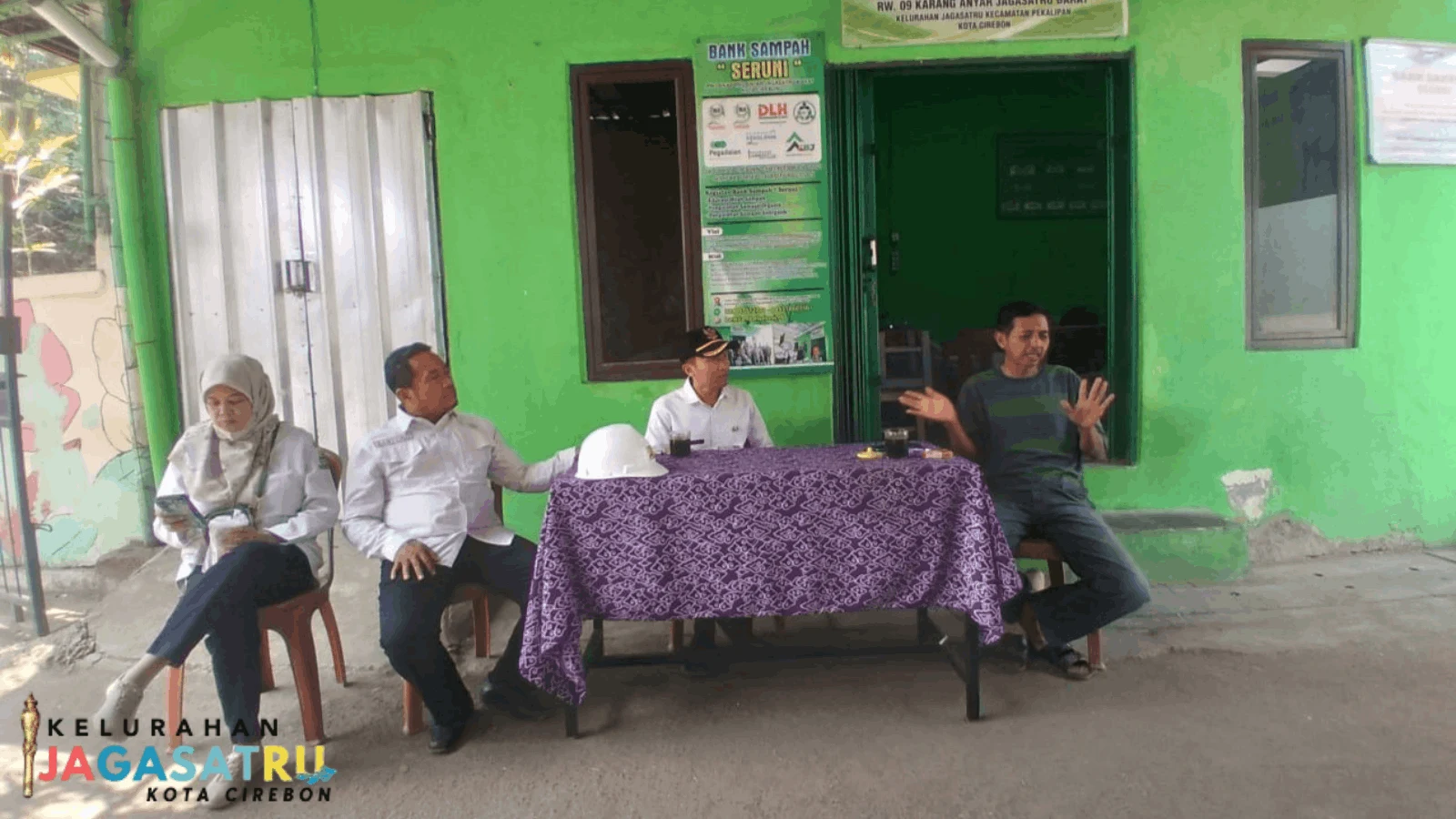 Persiapan Penilaian ADIPURA di RW 09 Karang Anyar, Jagasatru Barat