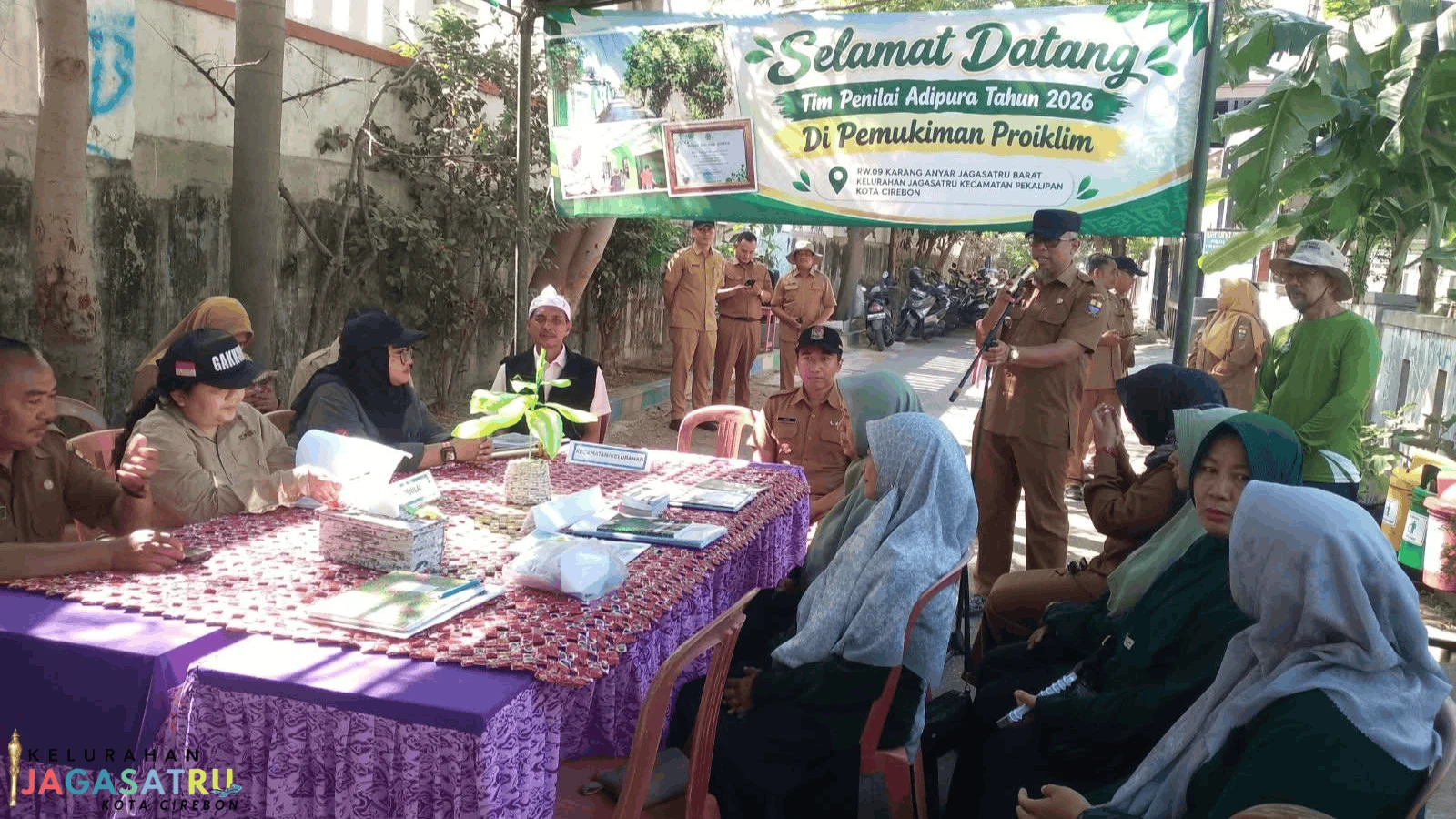 Penilaian Adipura oleh Tim Penilai Provinsi Jawa Barat di RW.09 Karang Anyar, Jagasatru Barat